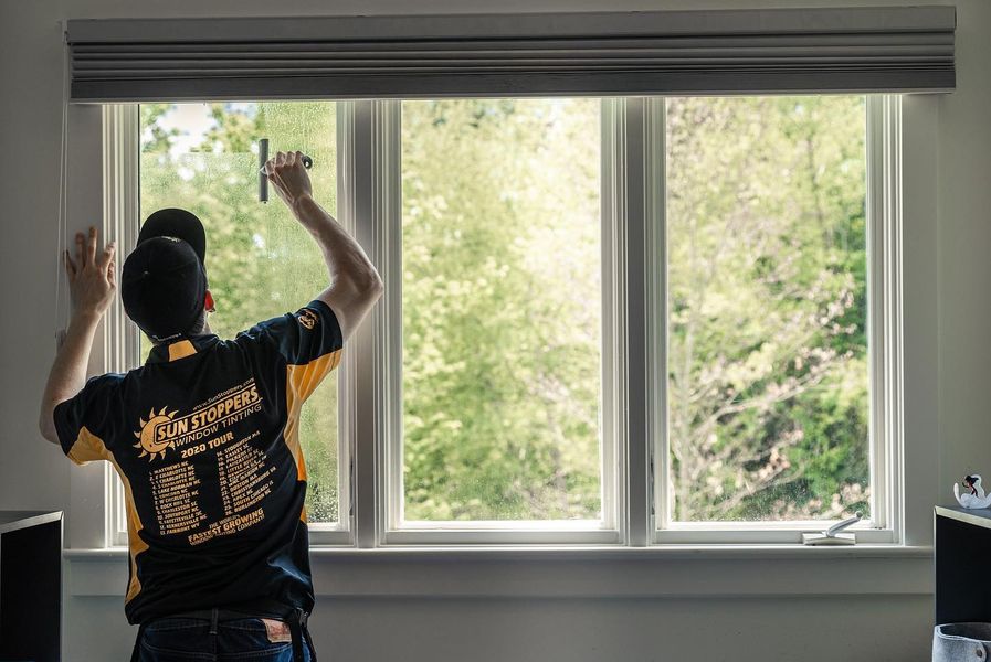 裝了窗簾，是不是就不需要貼建筑膜？